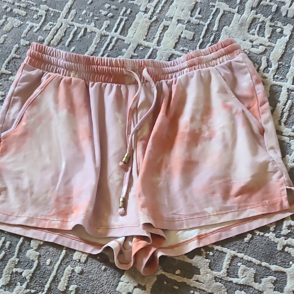 Mudd Women's Pink and White Tie-Dye Athletic Shorts